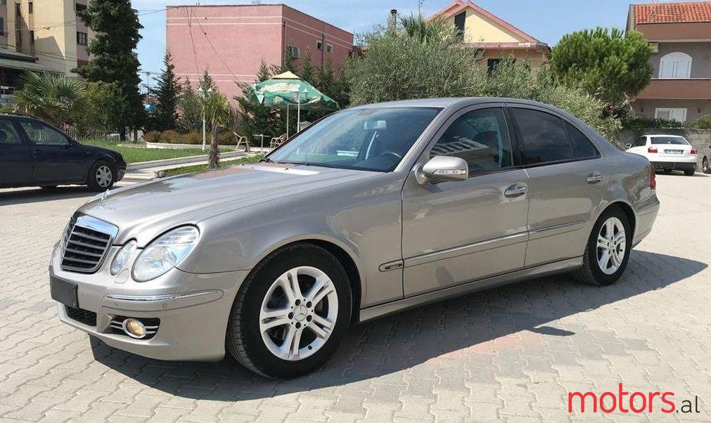 2006' Mercedes-Benz E 220 photo #3
