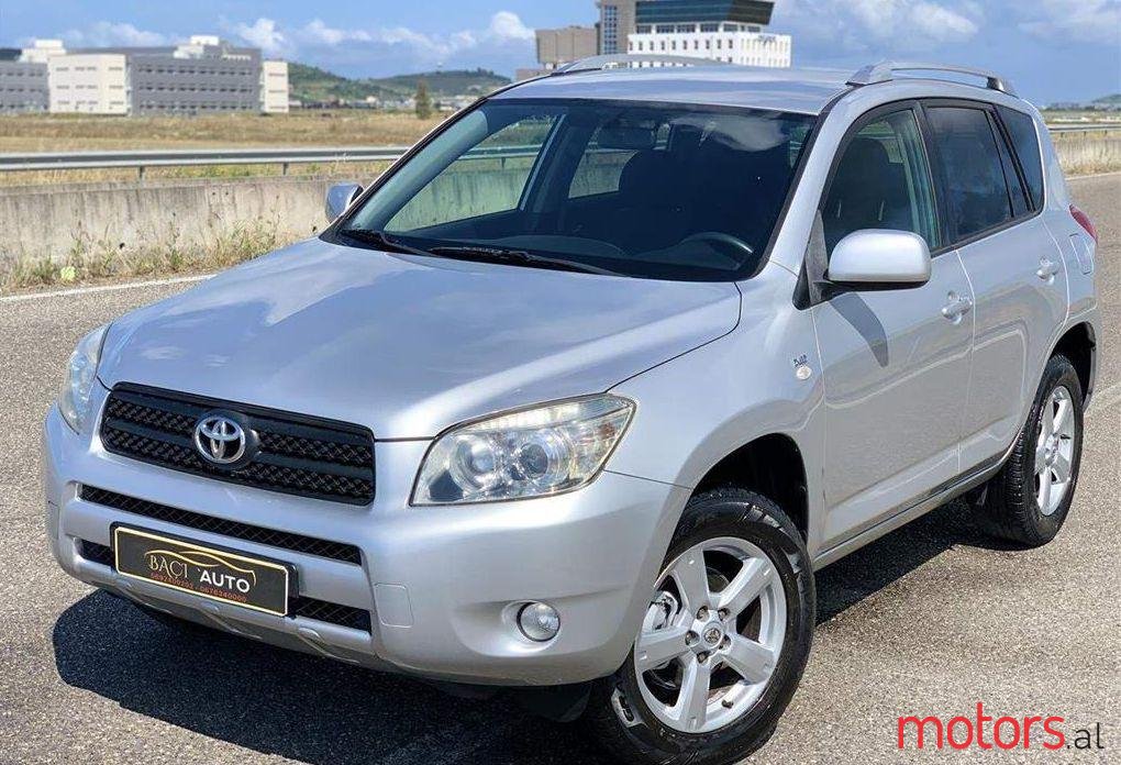 2006' Toyota RAV4 photo #1