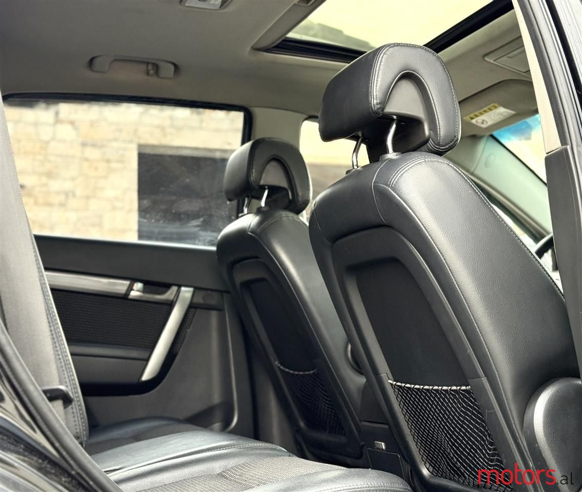 2010' Chevrolet Captiva photo #5