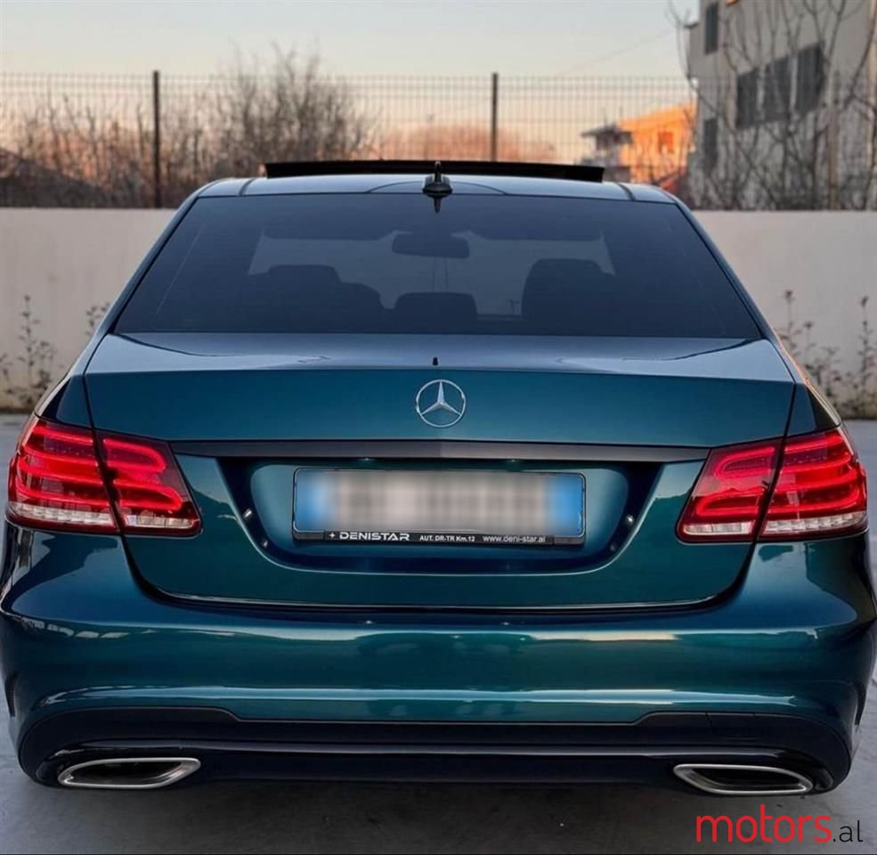 2014' Mercedes-Benz E 220 photo #3