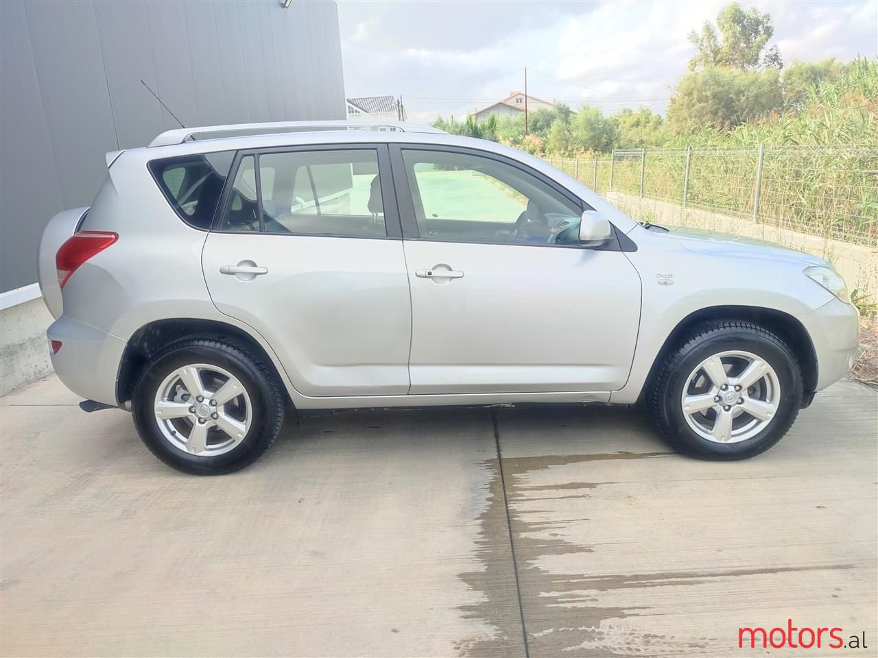 2007' Toyota RAV4 photo #3