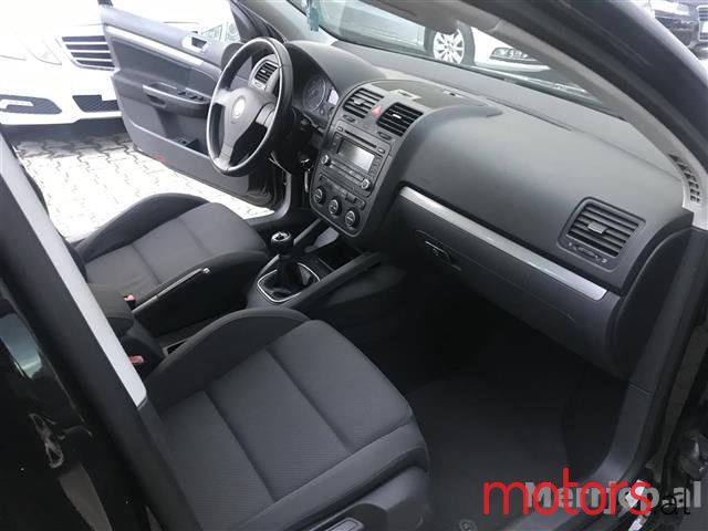 2006' Volkswagen Golf photo #6