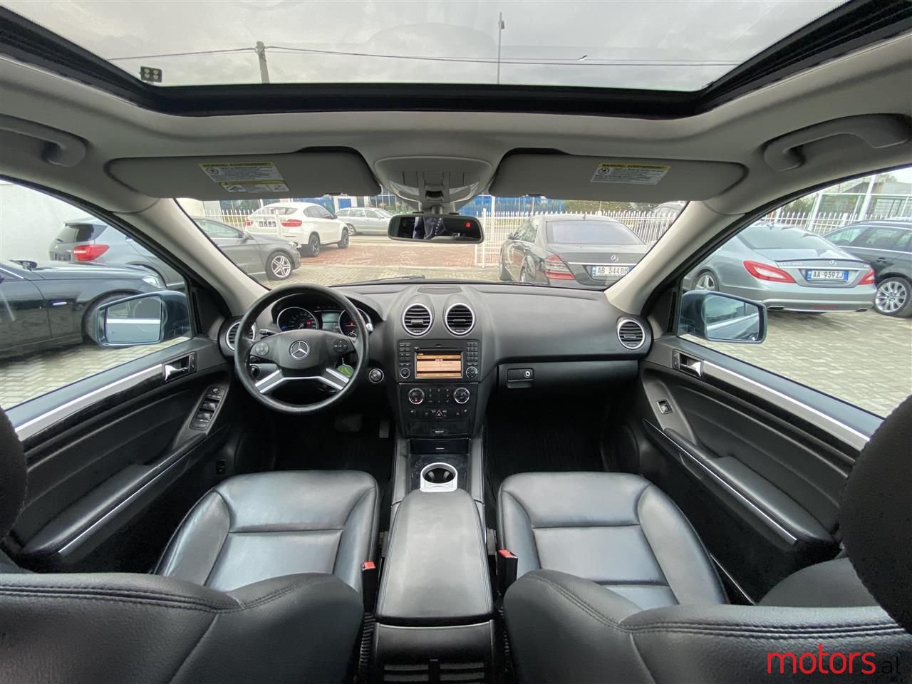 2011' Mercedes-Benz ML 350 photo #5