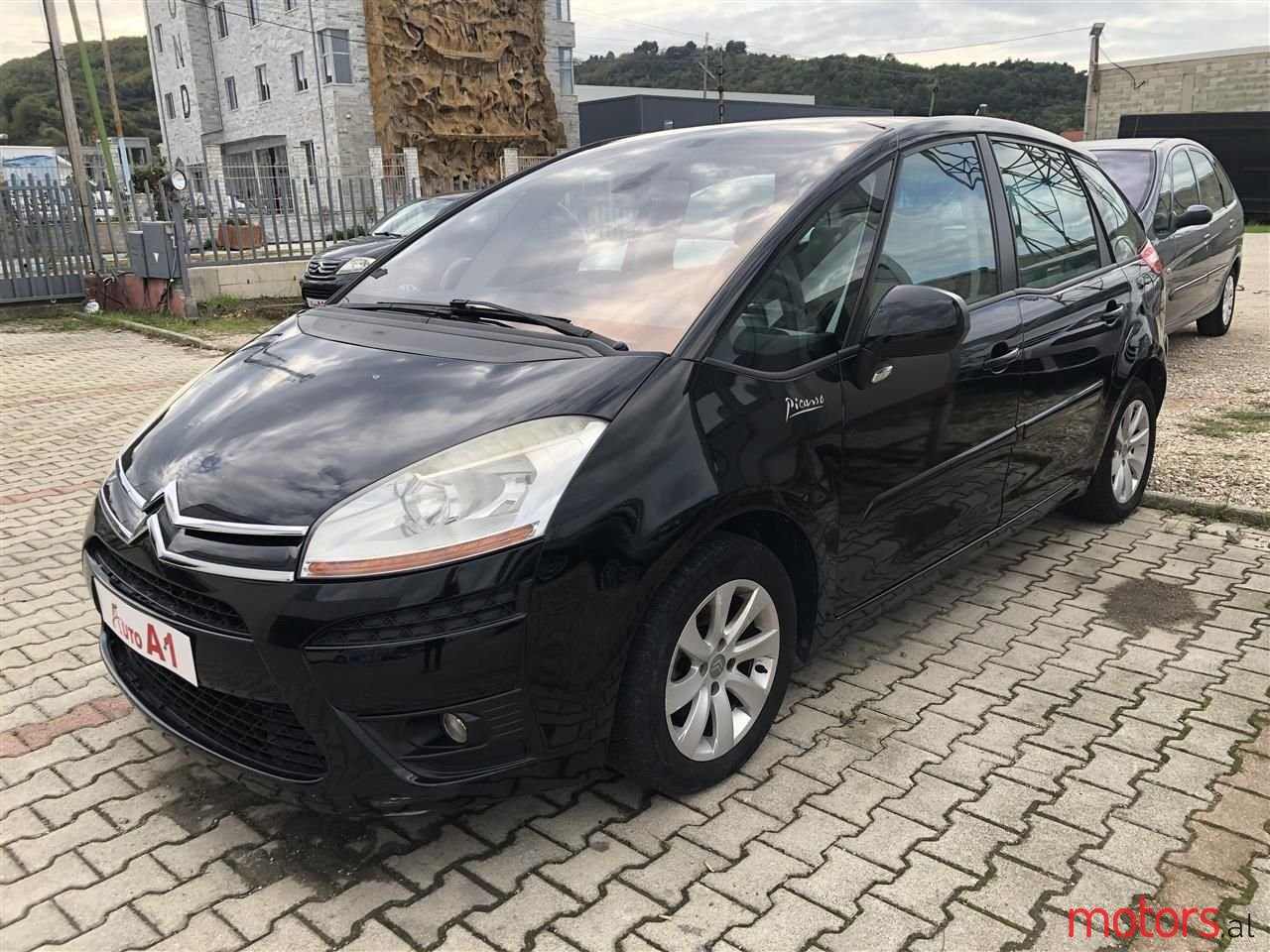 2008' Citroen Grand C4 Picasso photo #6