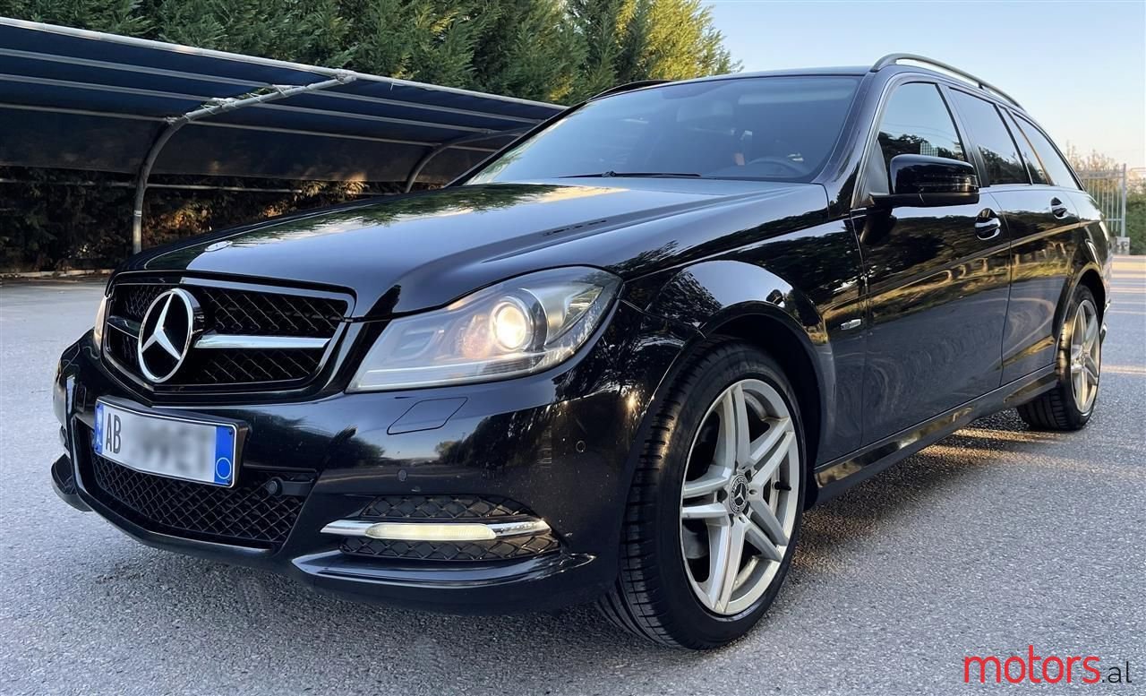 2008' Mercedes-Benz C 220 photo #2