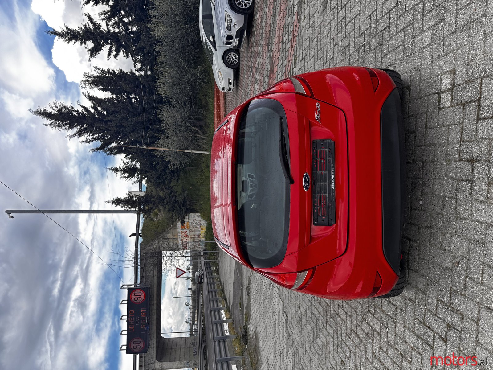 2009' Ford Fiesta photo #5