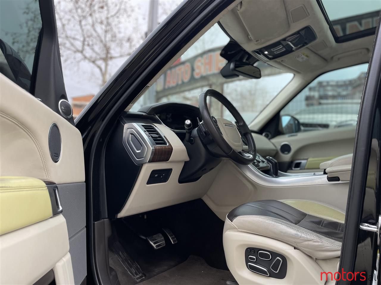 2014' Land Rover Range Rover Sport photo #6