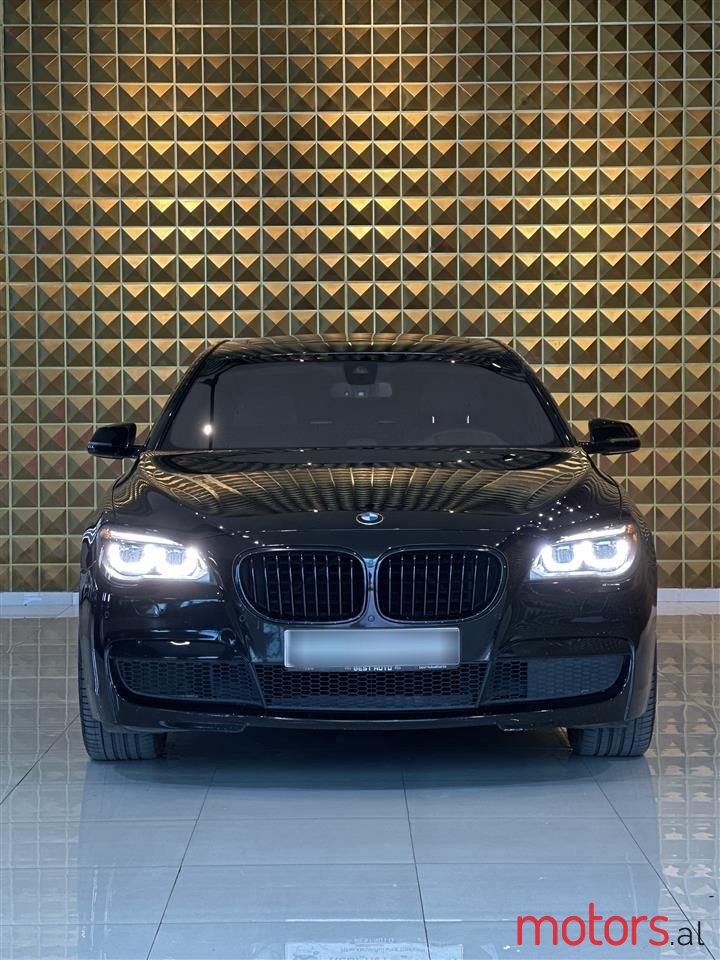 2015' BMW 740 photo #3