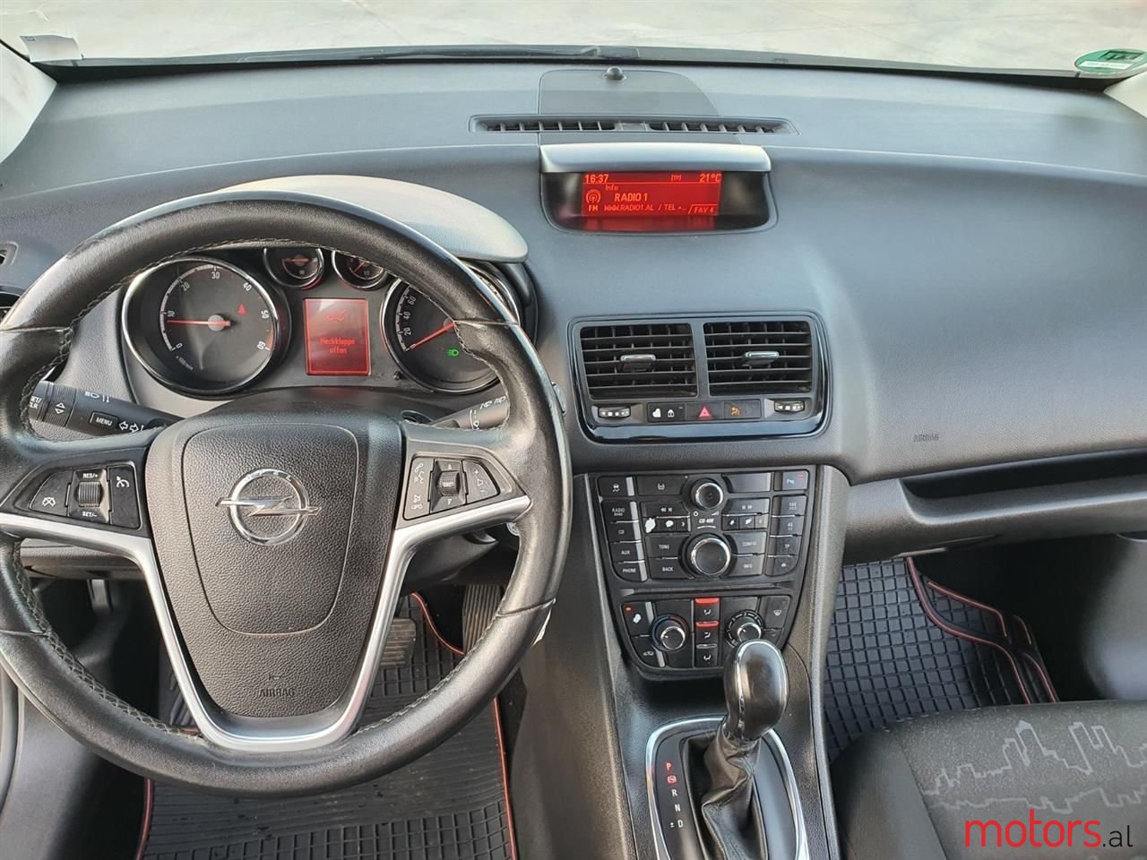 2011' Opel Meriva photo #2