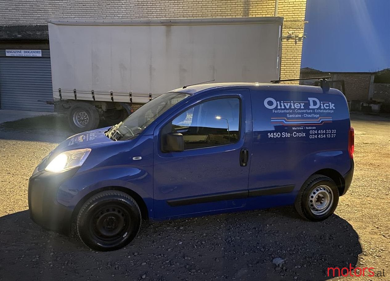 2008' Fiat QUBO photo #1