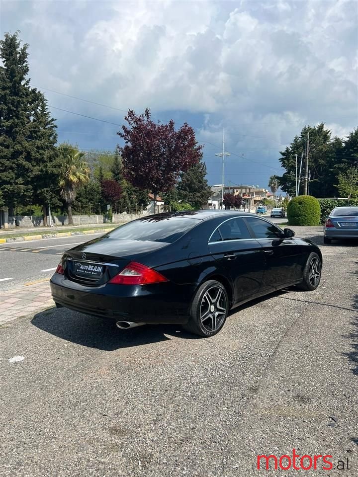 2008' Mercedes-Benz CLS 300 photo #3