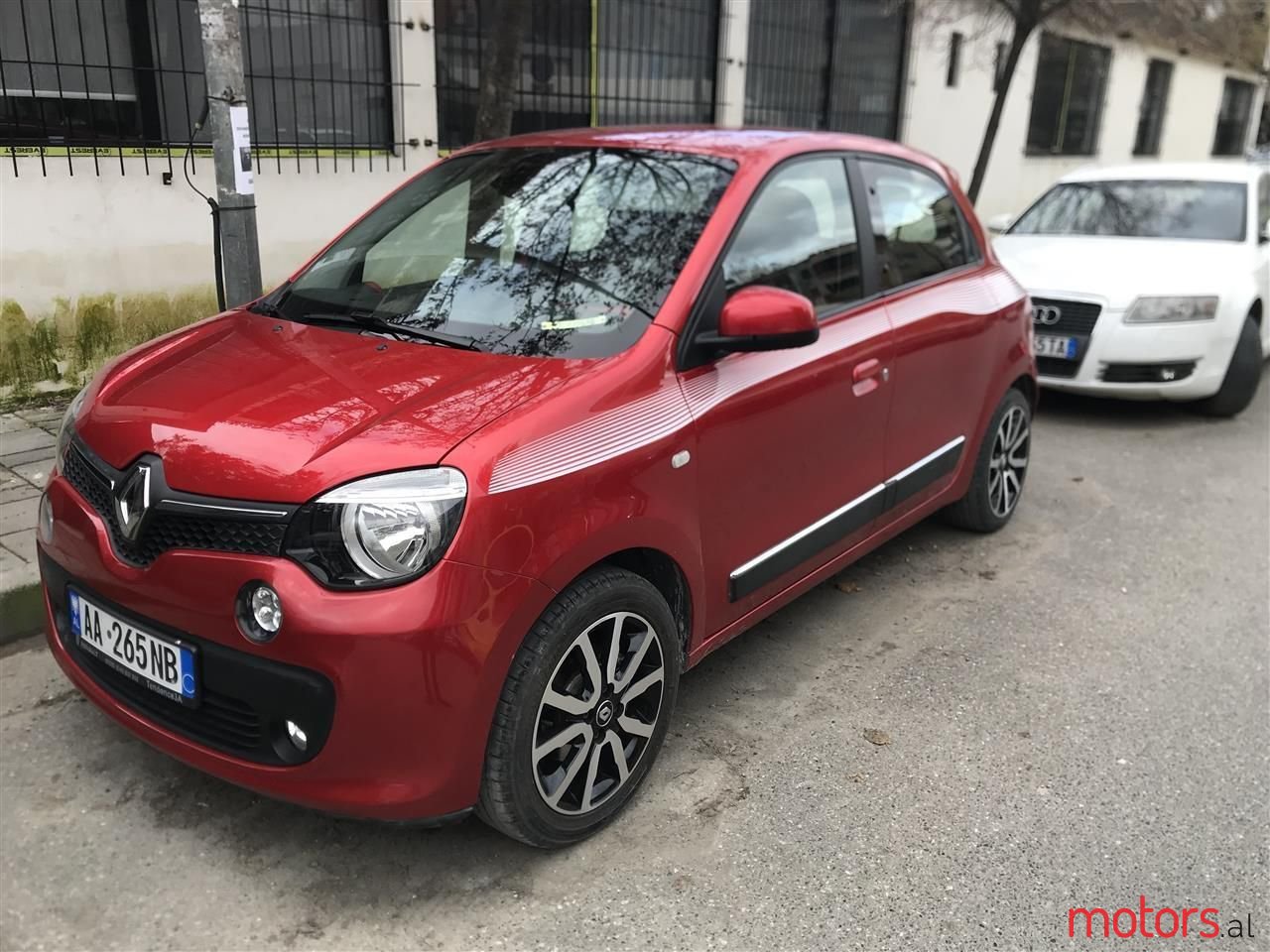 2015' Renault Twingo photo #1