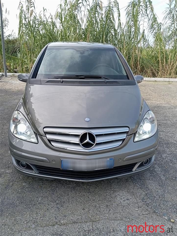 2008' Mercedes-Benz B 200 photo #3