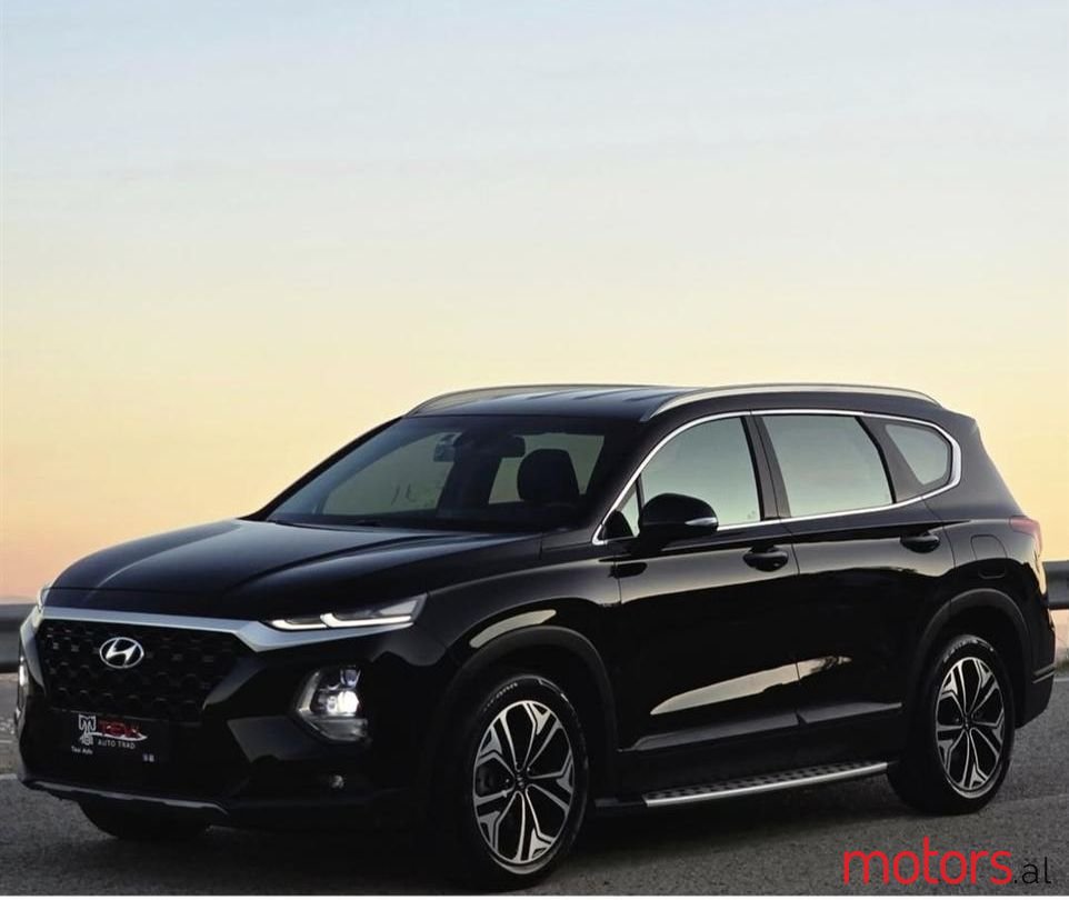 2020' Hyundai Santa Fe photo #1