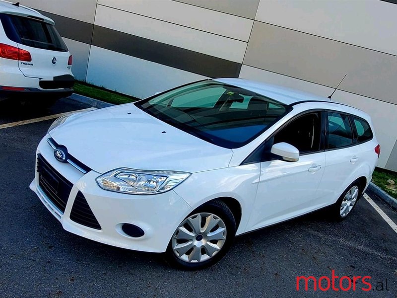 2012' Ford Focus photo #2