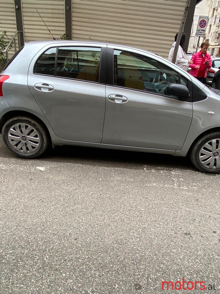 2007' Toyota Yaris photo #4