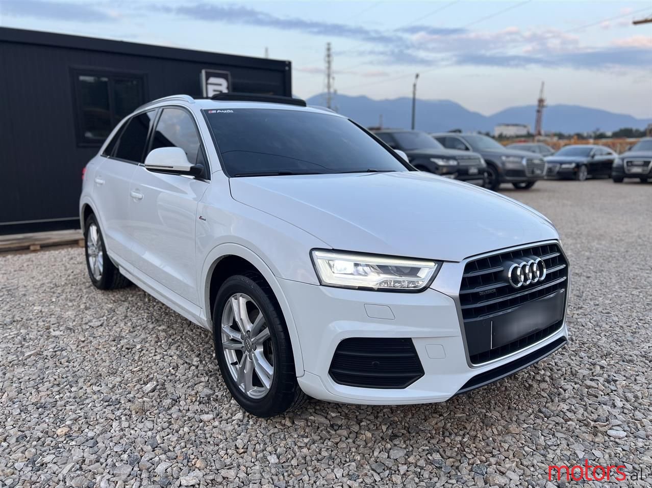 2015' Audi Q3 photo #1