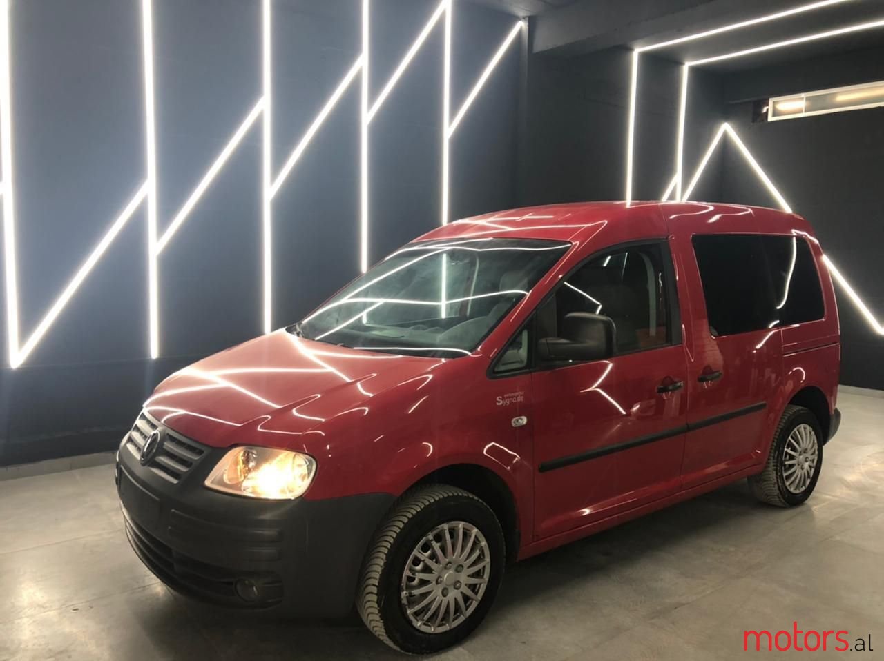 2006' Volkswagen Caddy photo #1