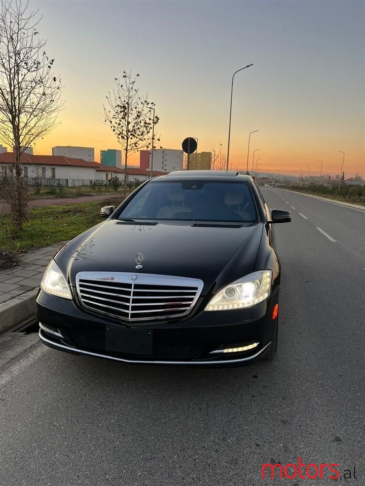 2012' Mercedes-Benz S 350 photo #1
