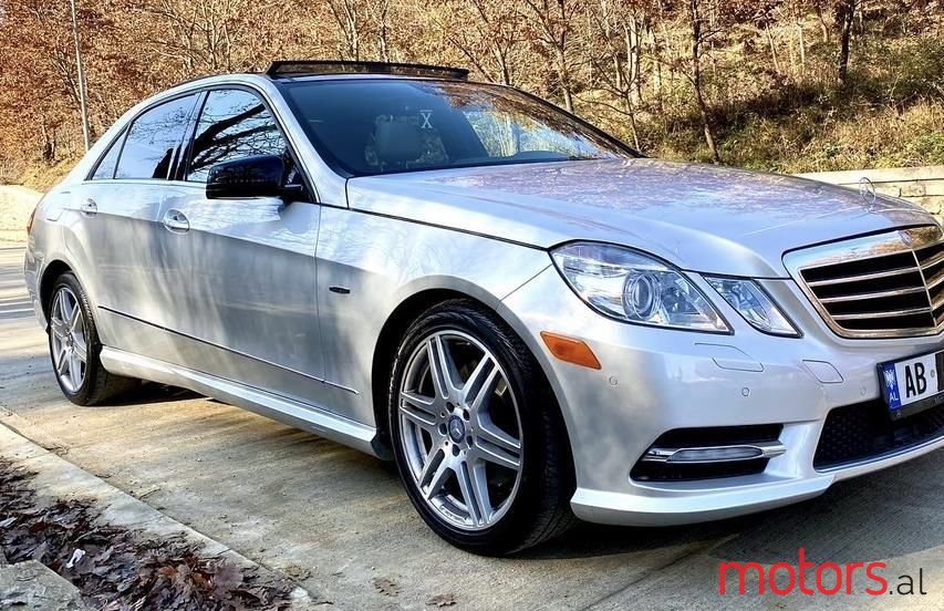 2010' Mercedes-Benz E 350 photo #2