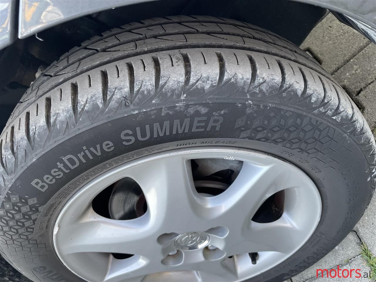 2006' Toyota Corolla photo #4