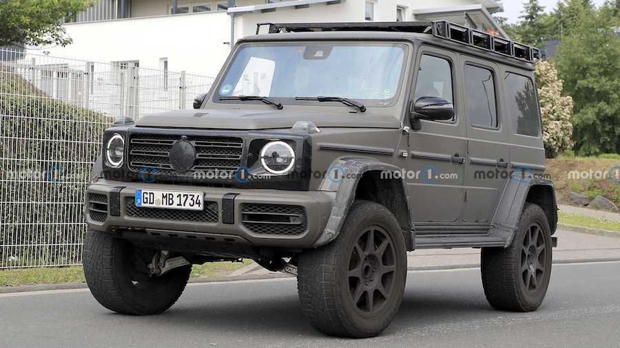 Mercedes G-Class 4x4 Squared Spied With Army Look