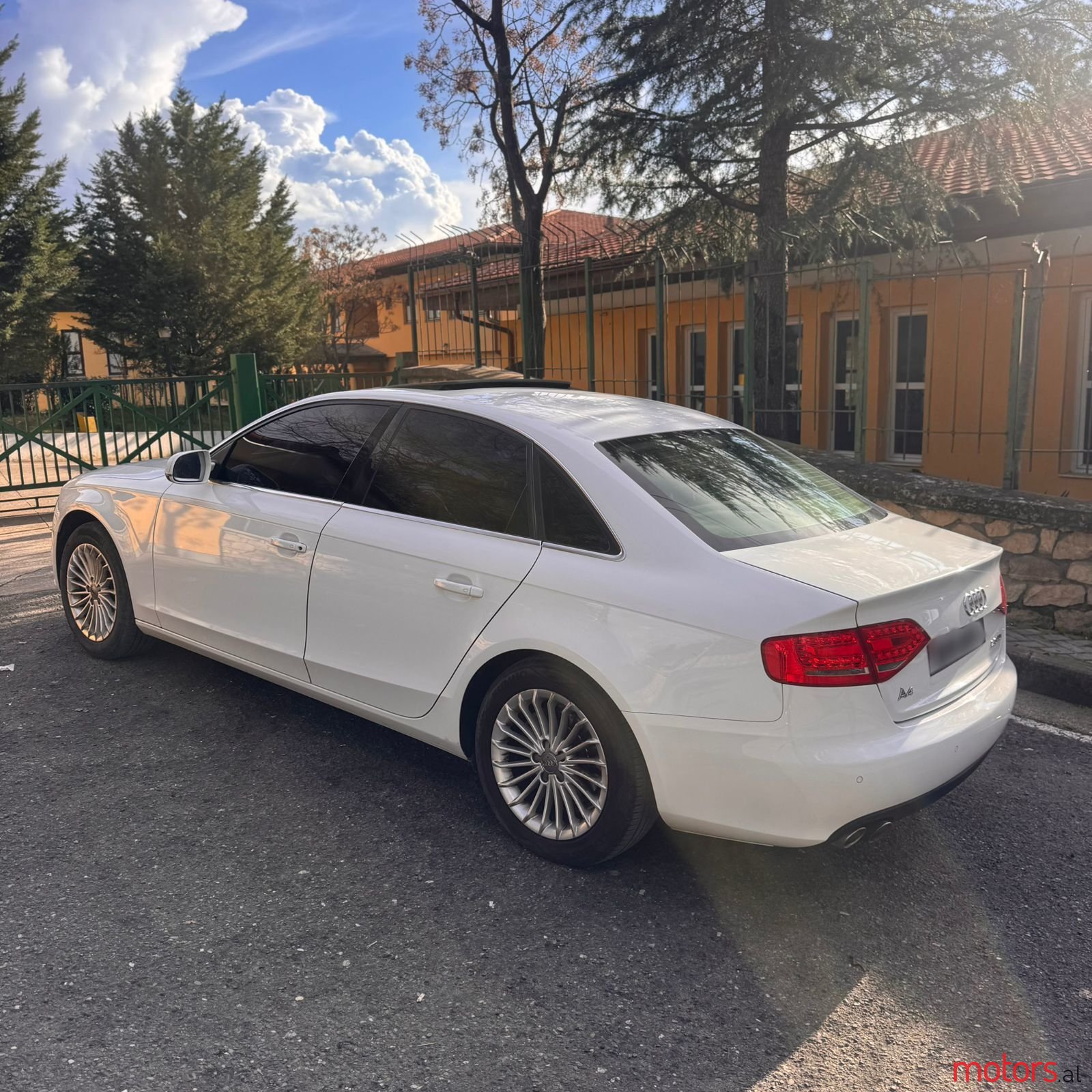 2012' Audi A4 photo #5