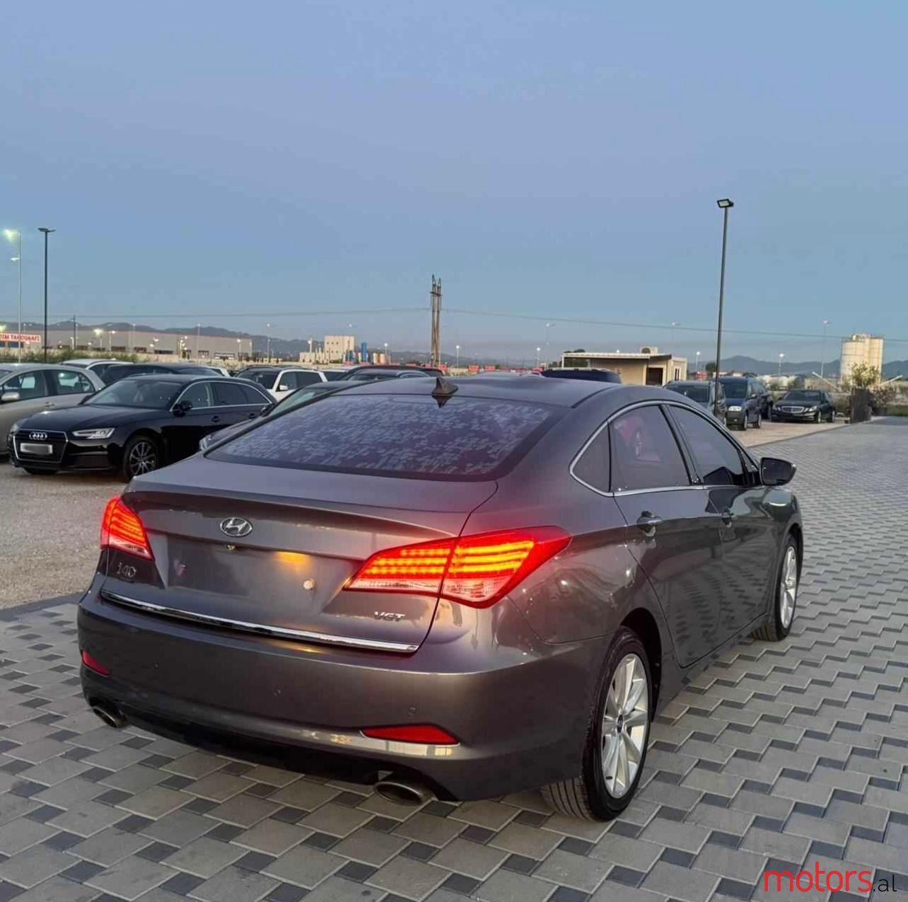 2013' Hyundai i40 photo #2