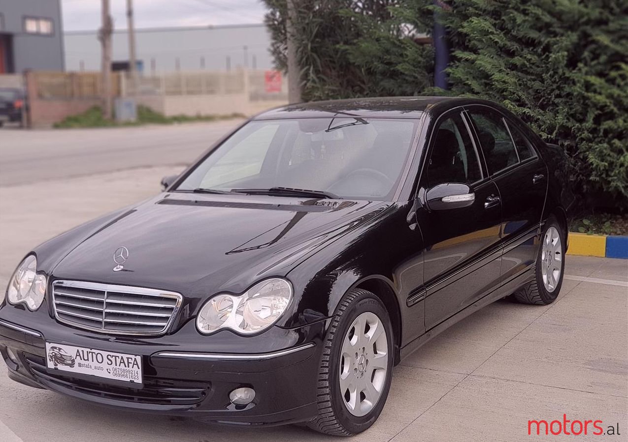 2005' Mercedes-Benz C 220 photo #1