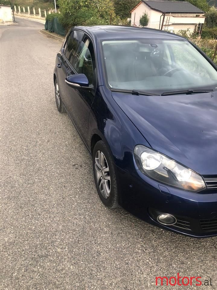 2012' Volkswagen Golf photo #4