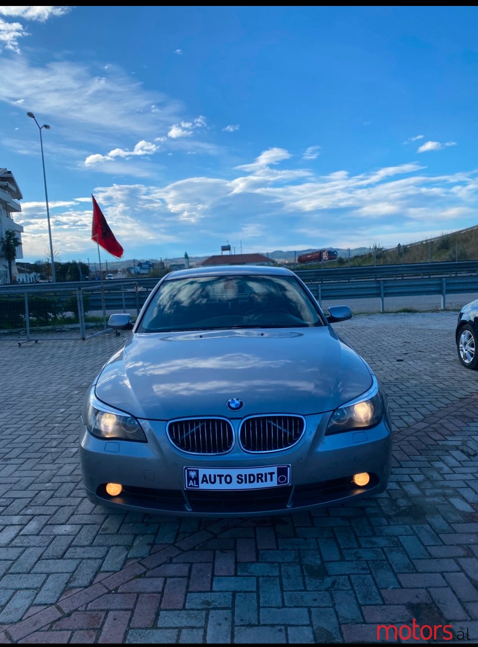 2006' BMW 530 photo #2