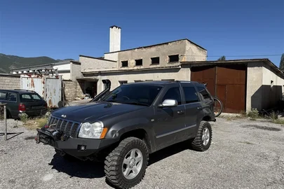 2006' Jeep Grand Cherokee