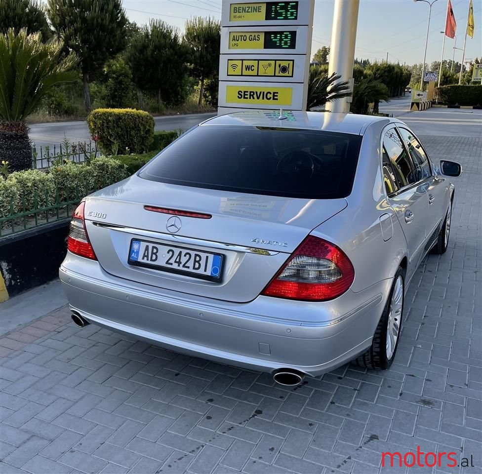 2007' Mercedes-Benz 280 photo #6