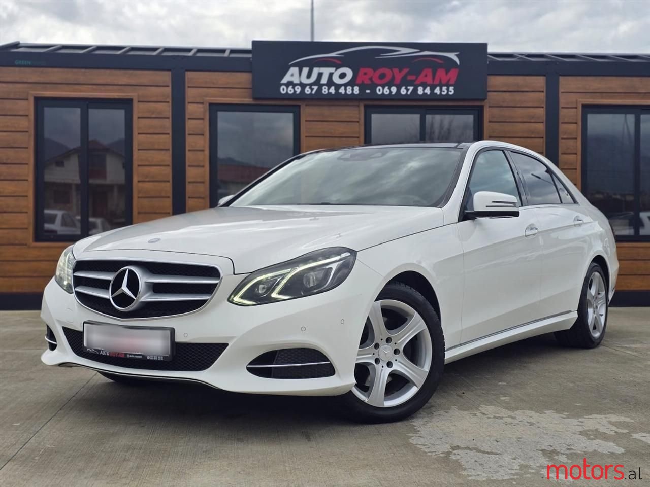 2014' Mercedes-Benz E 250 photo #2