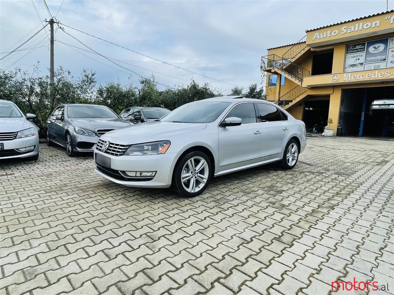 2014' Volkswagen Passat photo #1