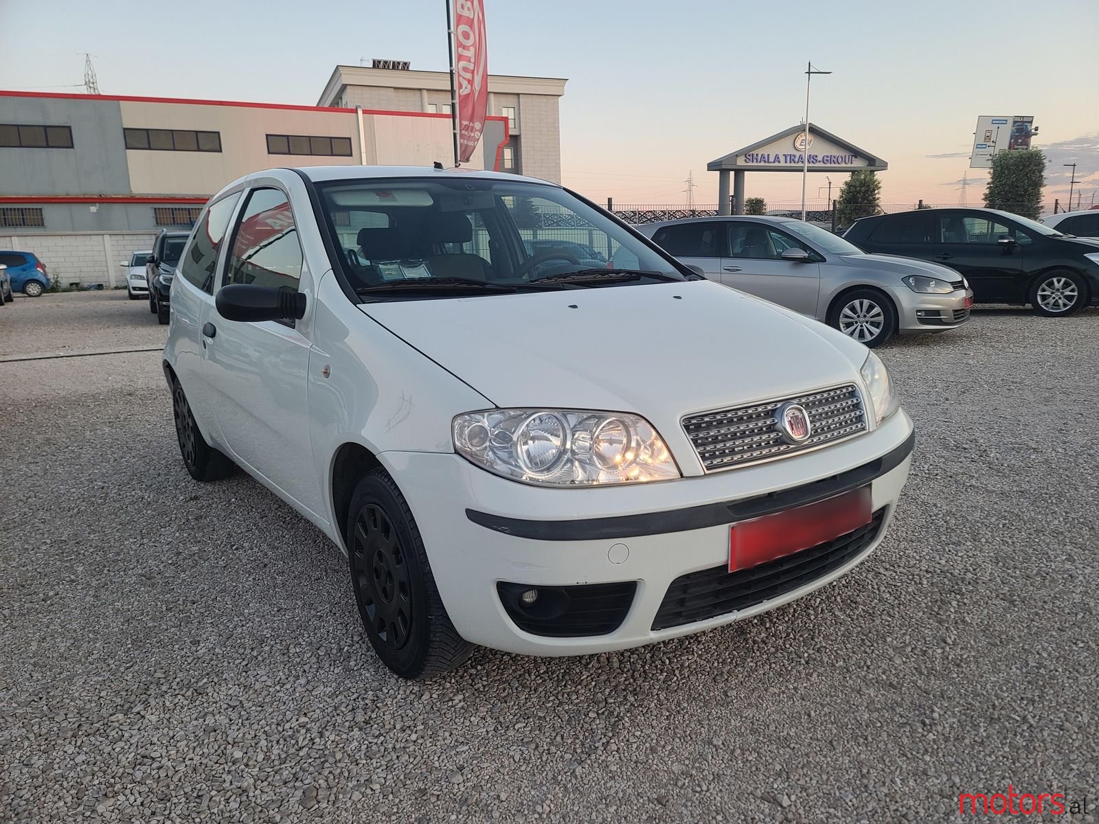 2010' Fiat Punto photo #1
