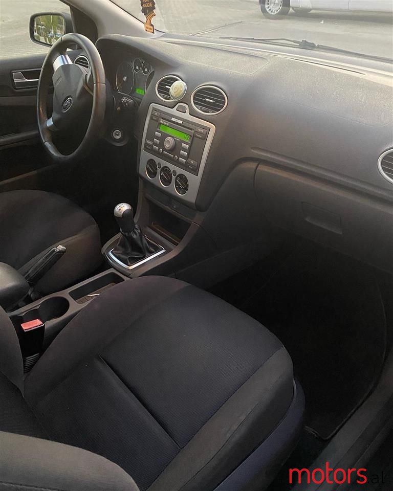 2006' Ford Focus photo #5