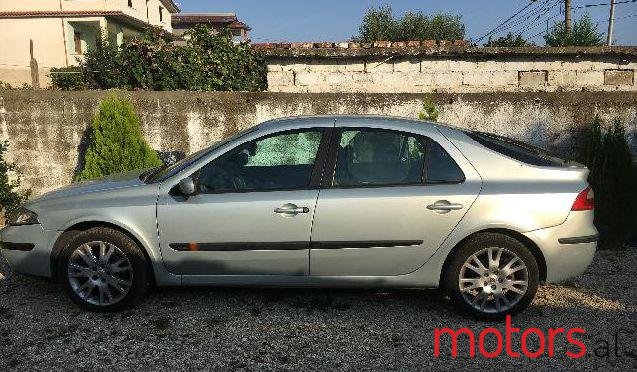 2002' Renault Laguna photo #1