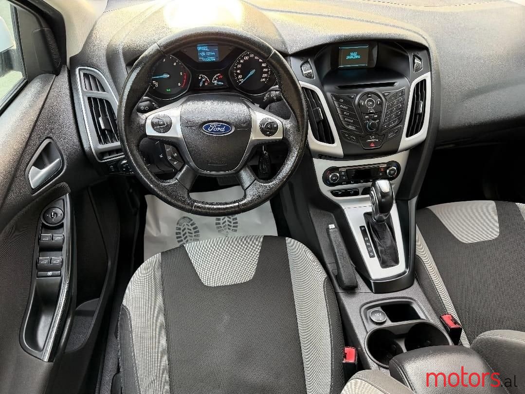 2014' Ford Focus photo #6