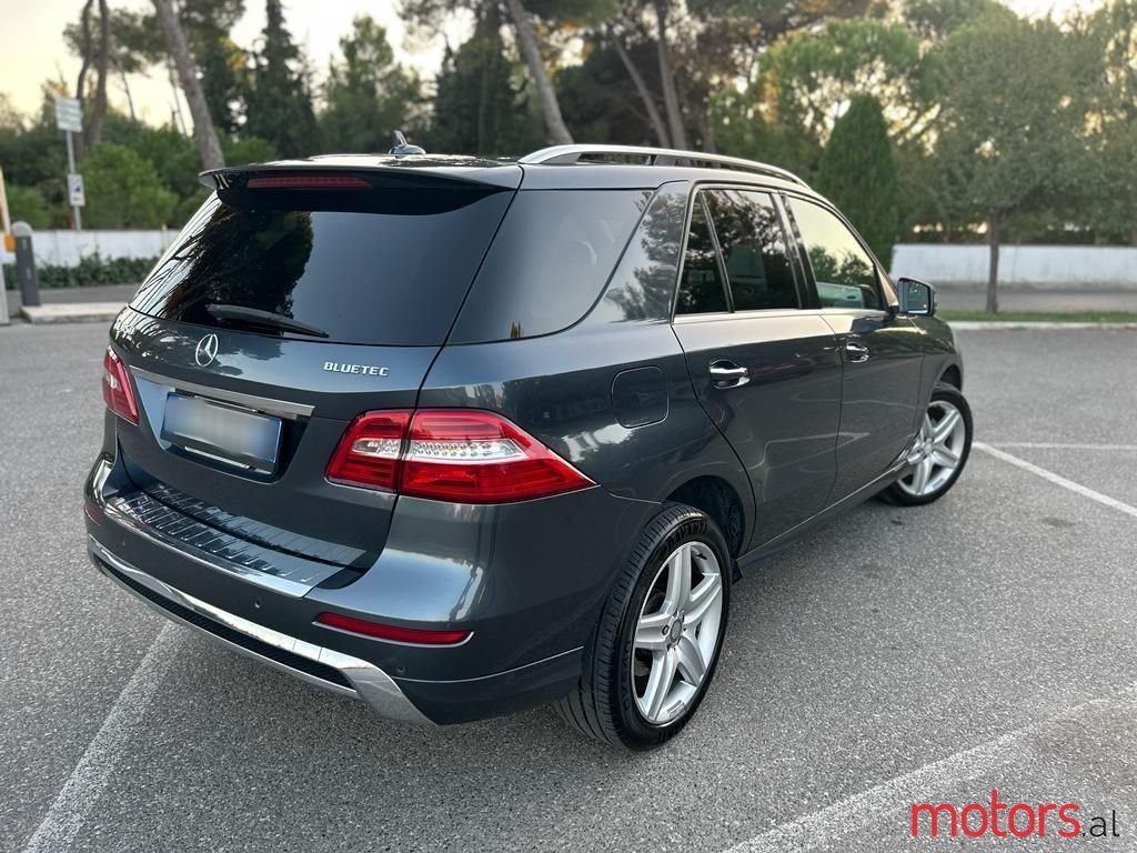 2013' Mercedes-Benz ML 350 photo #3