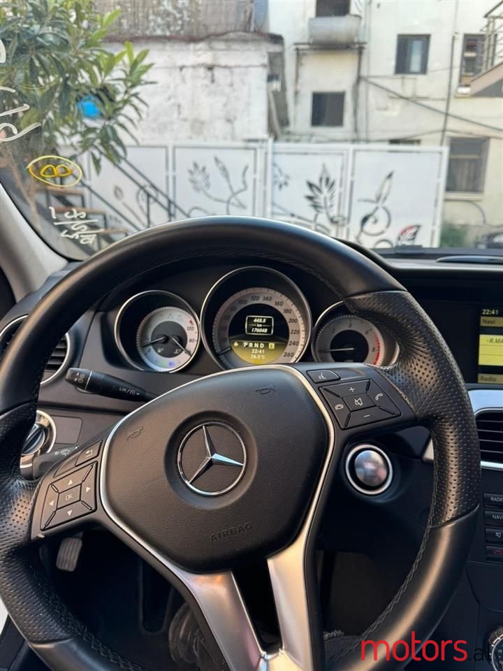 2012' Mercedes-Benz C 220 photo #6