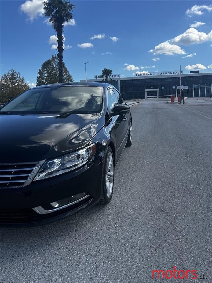 2013' Volkswagen photo #1