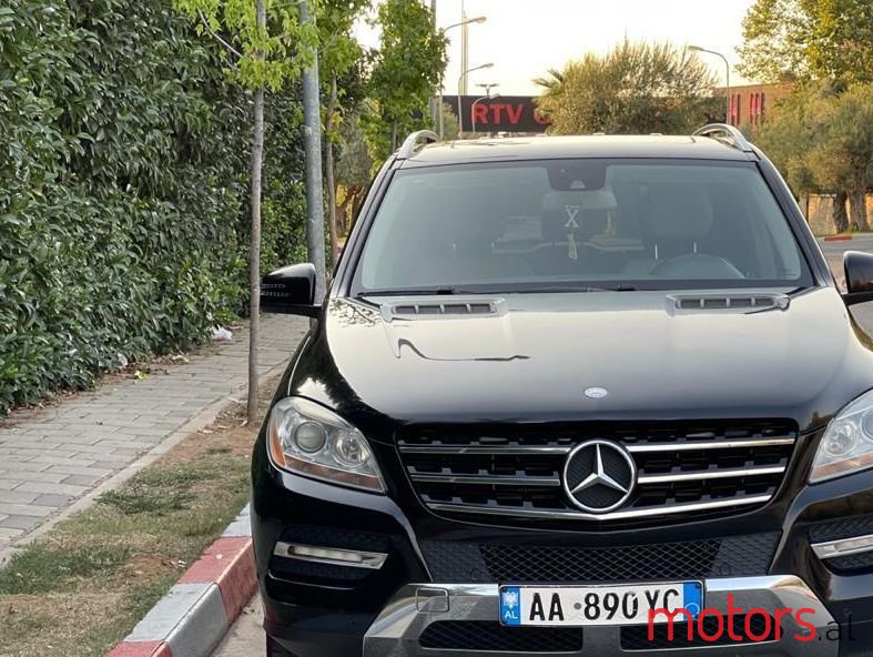 2012' Mercedes-Benz ML 350 photo #4