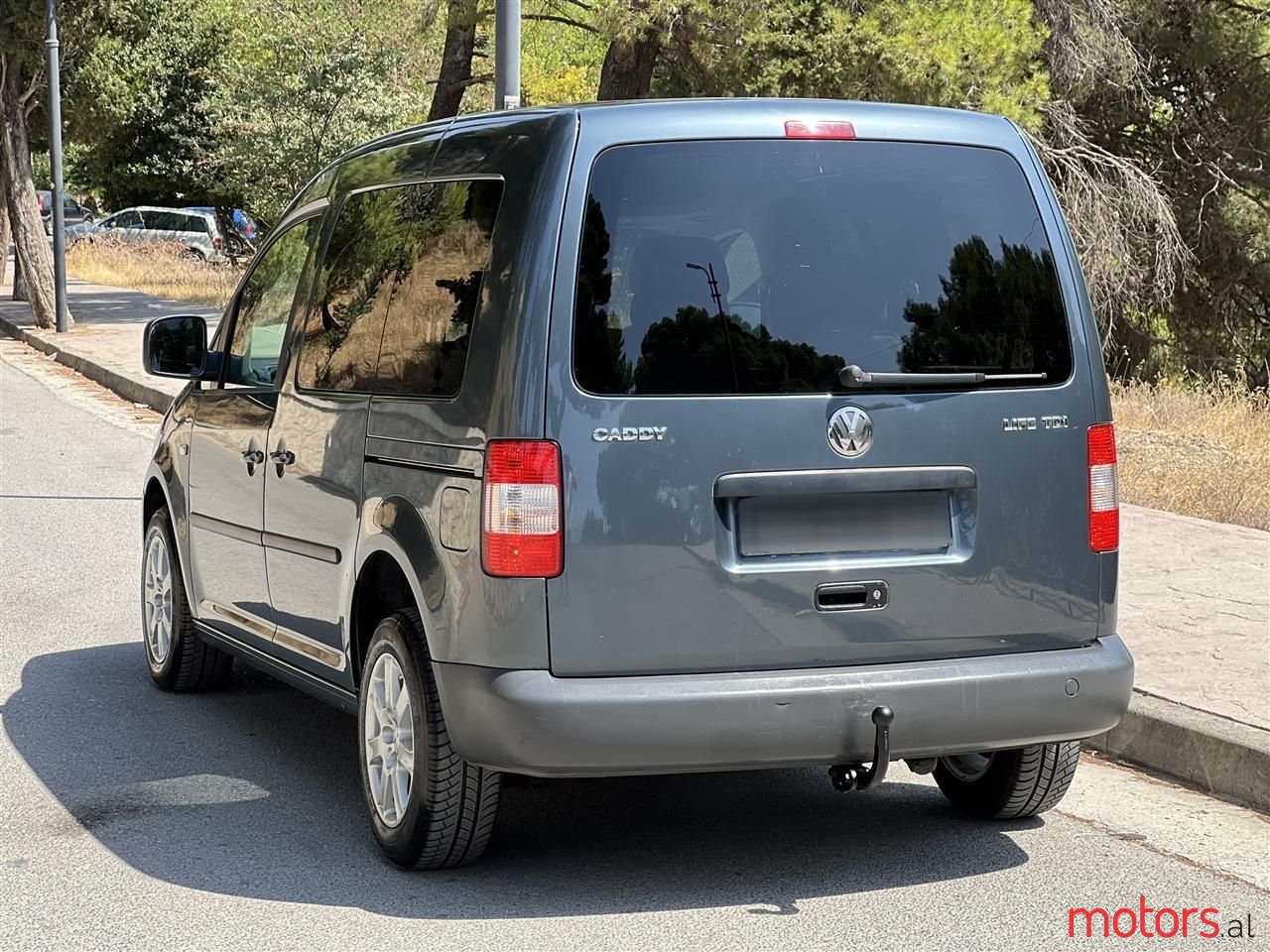 2009' Volkswagen Caddy photo #2