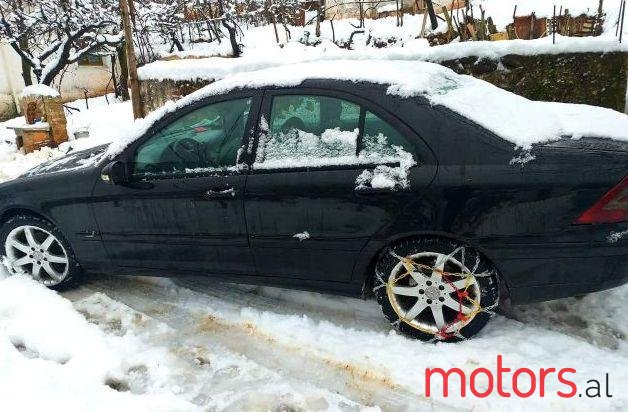 2002' Mercedes-Benz C-Class photo #1