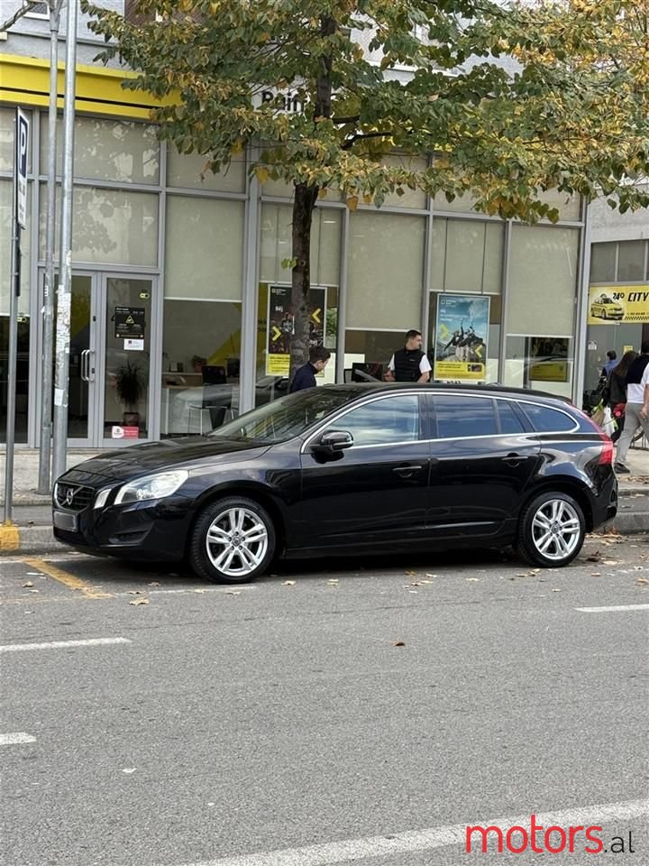 2011' Volvo V60 photo #3