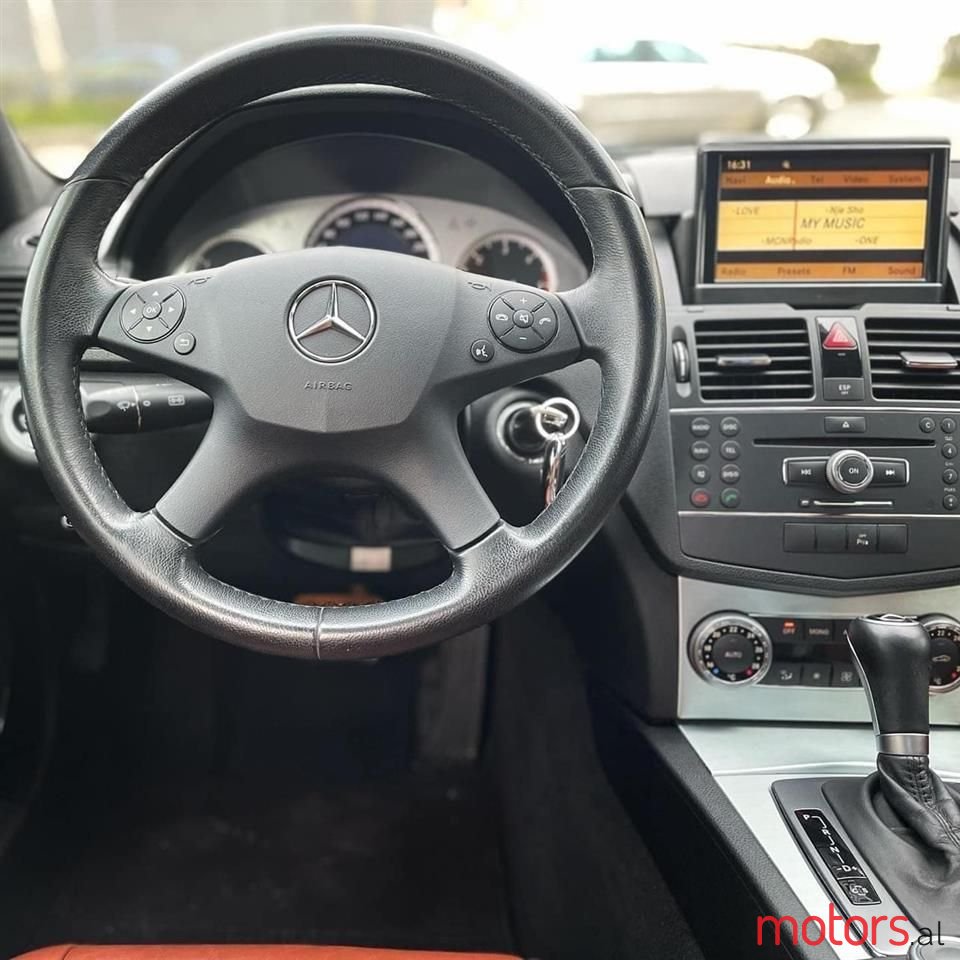 2008' Mercedes-Benz C 220 photo #3