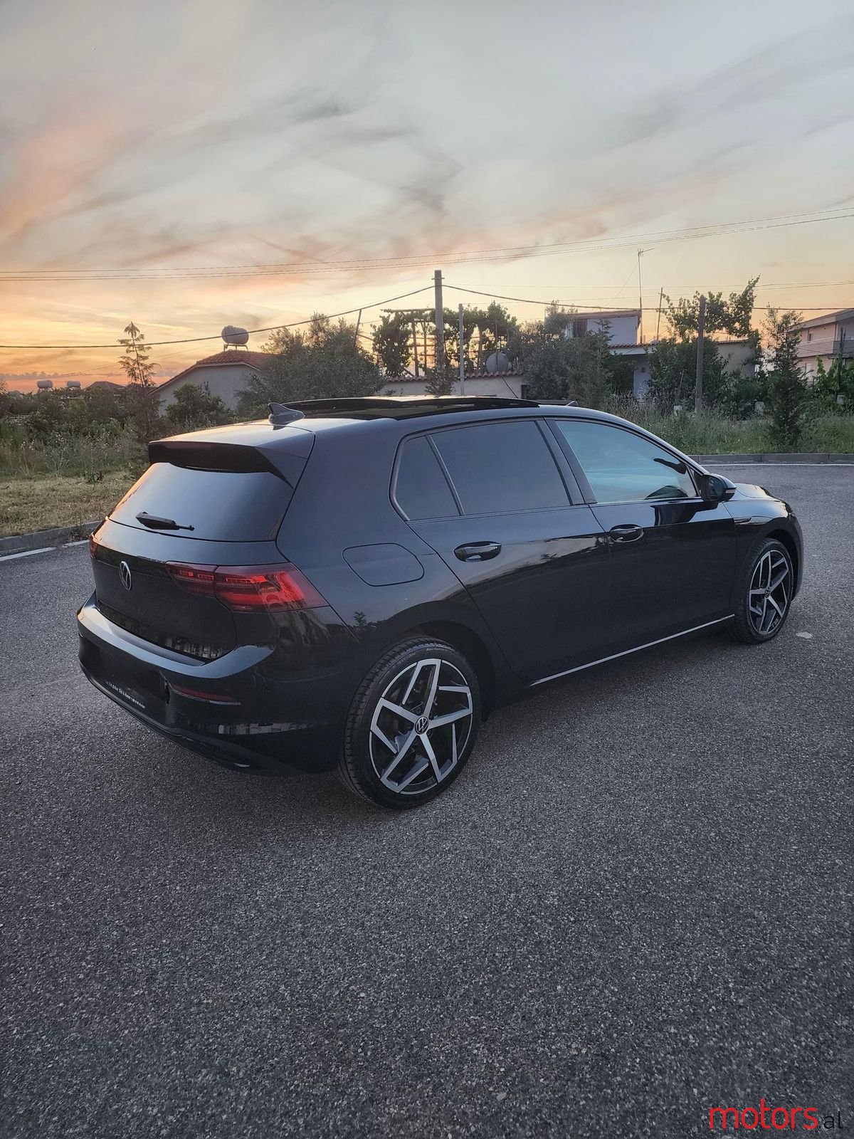 2021' Volkswagen e-Golf photo #4