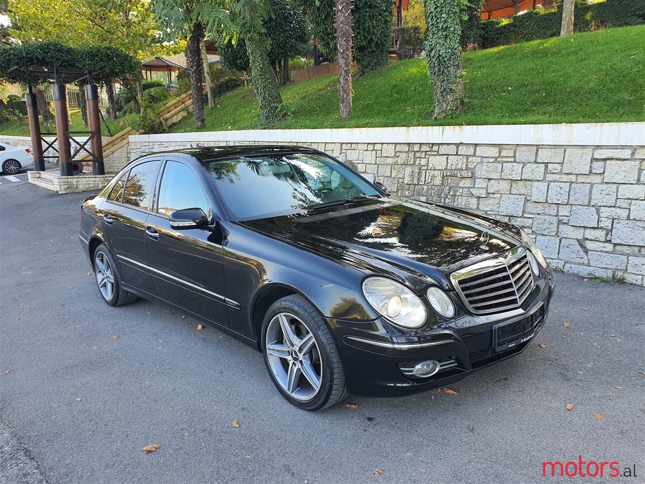 2007' Mercedes-Benz E 200 photo #1