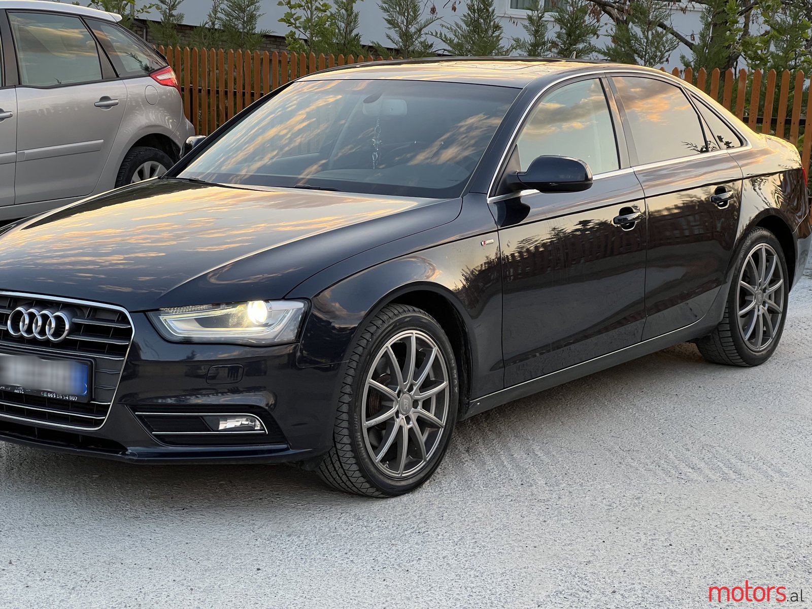 2013' Audi A4 photo #1